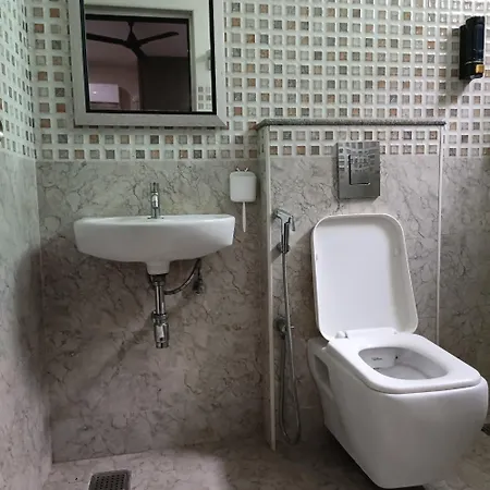 Sukrithi Premium Serviced Apartment - F2 Chennai Exterior photo