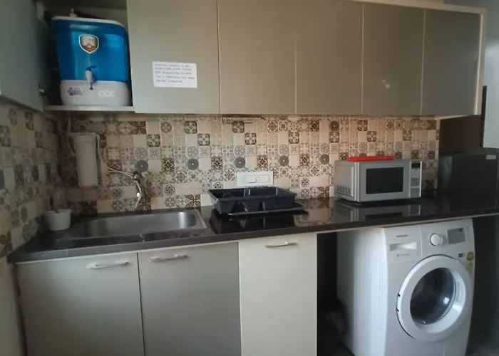 Sukrithi Premium Serviced Apartment - F2